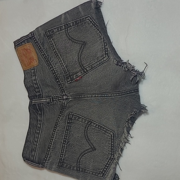 Levi's Jean Shorts - Picture 2 of 4
